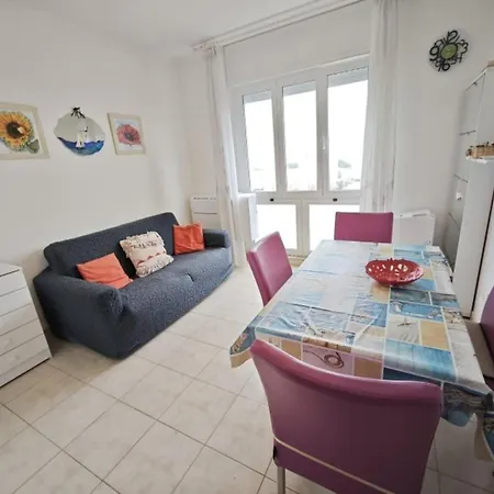Διαμέρισμα Flat Just 200m From The